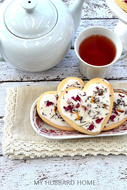 Delicious and Pretty Valentine Treats to Make for Your Family