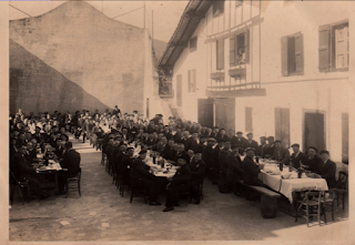 pays basque fronton repas