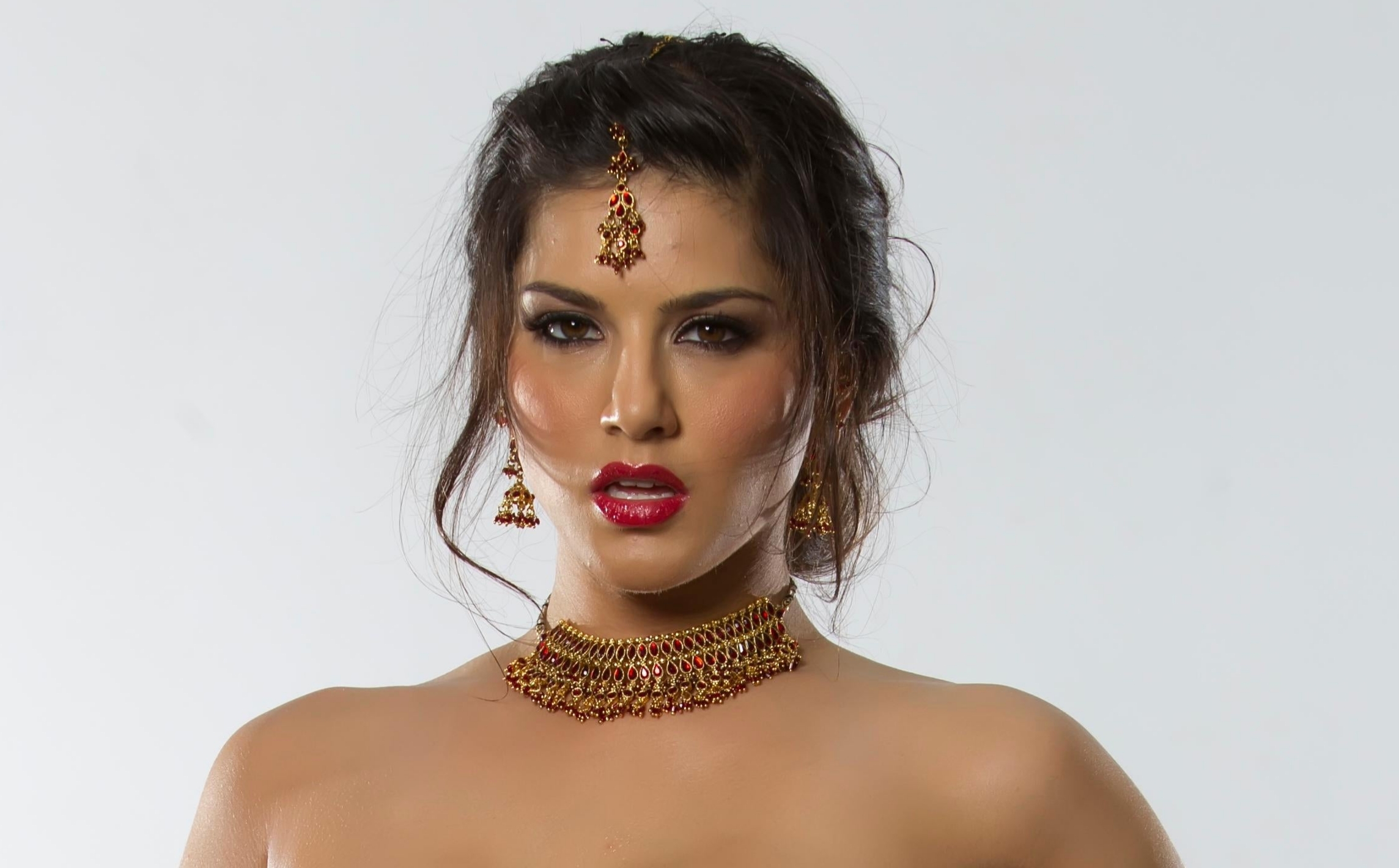 Sunny Leone UHD HD Photo