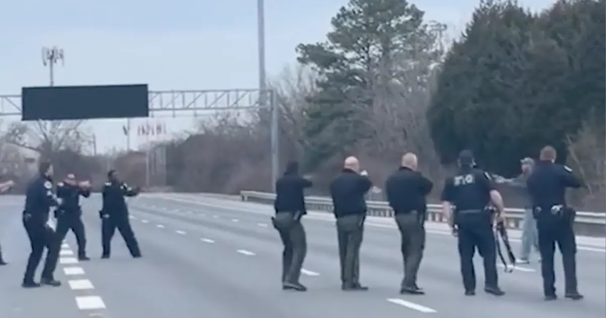 12 Police Officers Shoot Dead 37-Year-Old Man With A Box Cutter On Tennessee Interstate