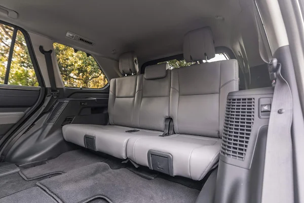 Nova Toyota Sequoia 2023 lançada nos EUA - fotos e detalhes