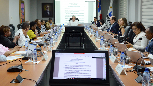 El Consejo Nacional de Seguridad Social ratificó ayer autorizar afiliar niños de orfanatos en Régimen Subsidiado