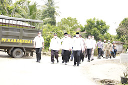  Resmikan Jalan Desa Kuta Pinang, Bupati Sergai Meminta Agar Masyarakat Merawatnya 