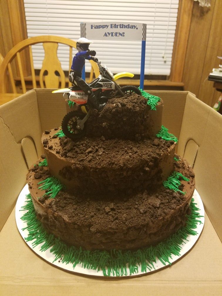 dirt bike cake