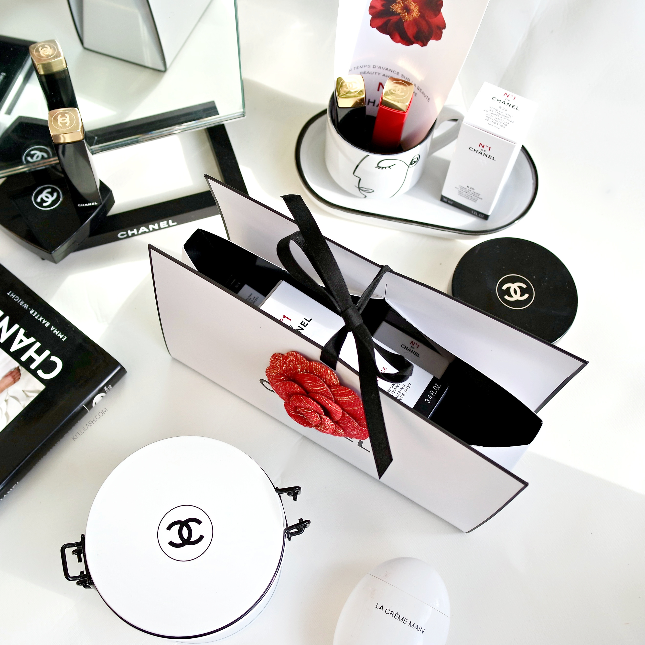 chanel beauty set 9