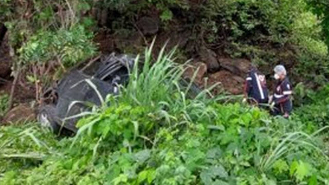#Bahia: Motorista morre após carro sair da pista e cair em ribanceira na curva do Cercado na BR-242