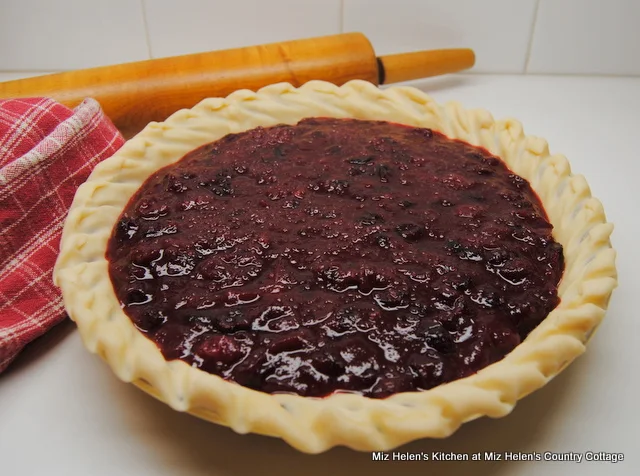 Cranberry Pie With Marshmallow Topping at Miz Helen's Country Cottage