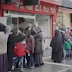 Adıyaman'da ücretsiz ve bayat ekmek kuyruğu
