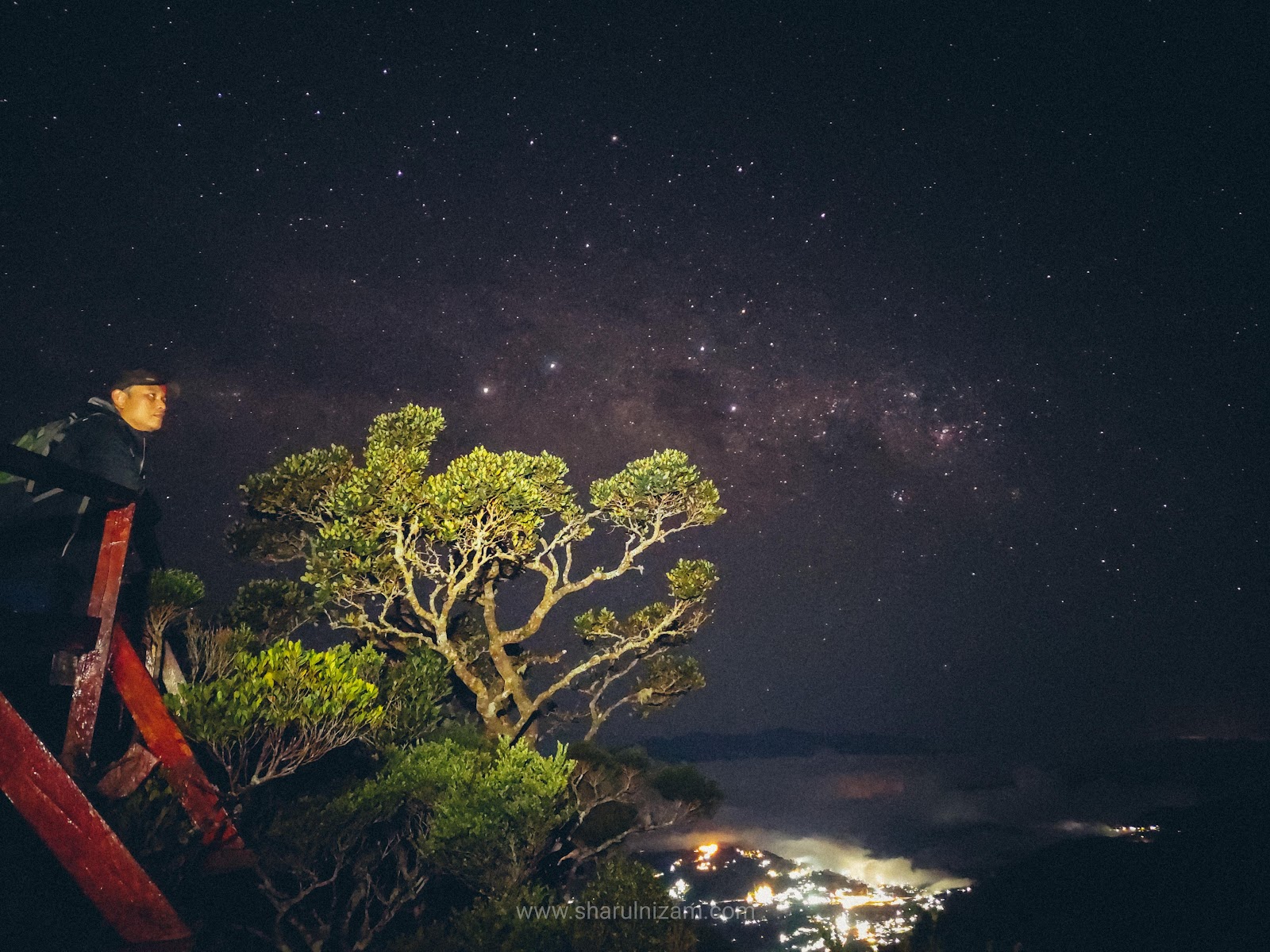 Maragang Hill Sunrise Attack; Pengalaman Melihat 1001 Bintang, Matahari Terbit Dan Gunung Kinabalu