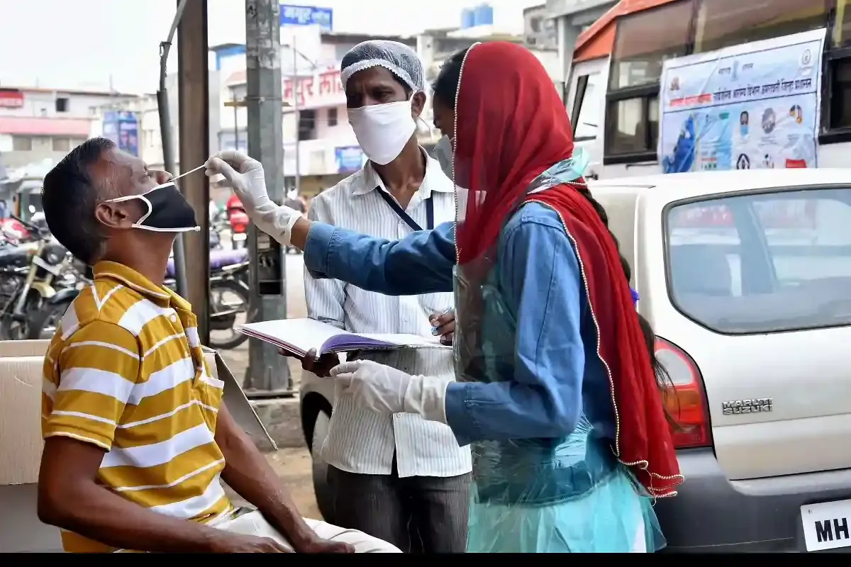 Chandrapur CoronaVirus News: चंद्रपुरात कोरोनाचा भयावह वेग! जिल्ह्याचा वाढता पॉझिटिव्हीटी रेट ठरतोय चिंतेचं कारण,Chandrapur News,Chandrapur