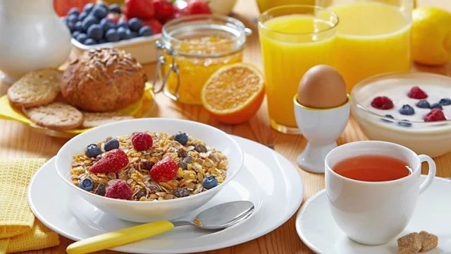 Cuáles son los dos supernutrientes que deben estar presentes en el desayuno para proteger al corazón