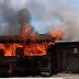 Satu Unit Rumah Warga Hangus Terbakar,Personel TNI Bantu Padamkan Api Dengan Alat Seadanya