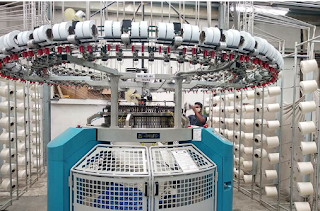 Types of Weft Knitting Machine with Features- textile manufacturing process
