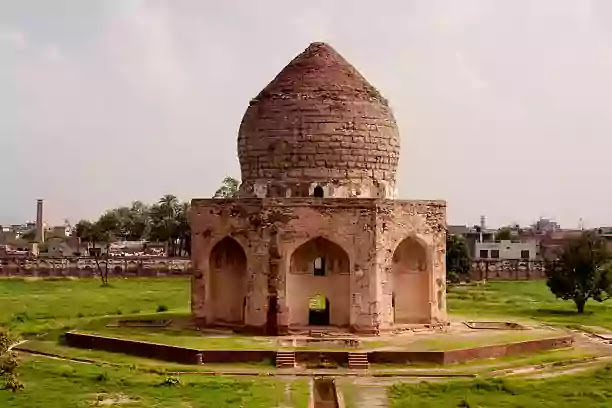 Historical Places in Lahore Pakistan | Tour of Historical Sites