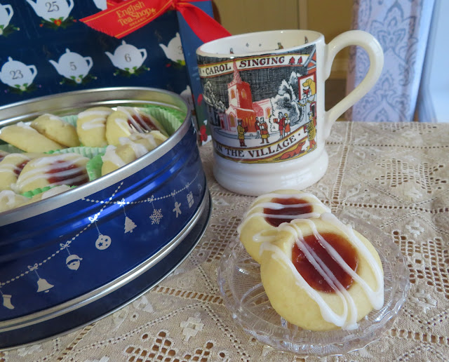 Raspberry Thumbprint Shortbread Cookies