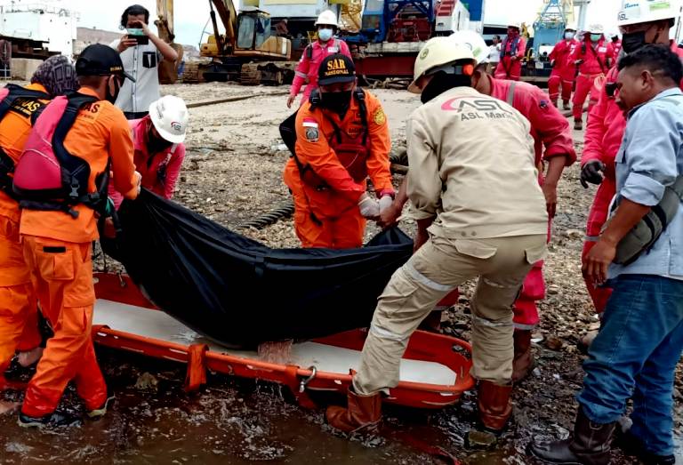 Saat Isi Air Bersih Ke Kapal, Esoknya Korban Ditemukan MD di Perairan Tanjung Uncang