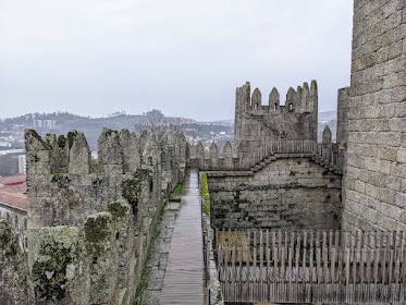 Porto Day Trips: Guimarães Castle