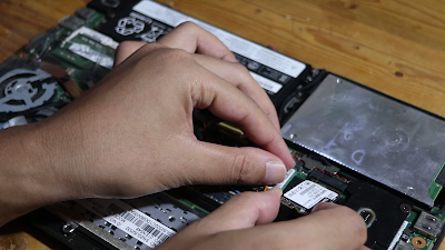 memasang ssd pada laptop jadul