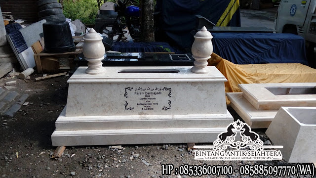 DAFTAR HARGA 15 JENIS KIJINGAN MAKAM MARMER GRANITE TERLARIS BERIKUT NISAN NYA