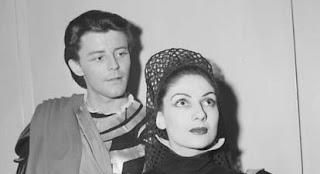 Gérard Philipe et Françoise Spira revêtus des costumes du Cid