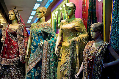 If you want to buy designer saris online but here are five tips to buy on a budget that suits you