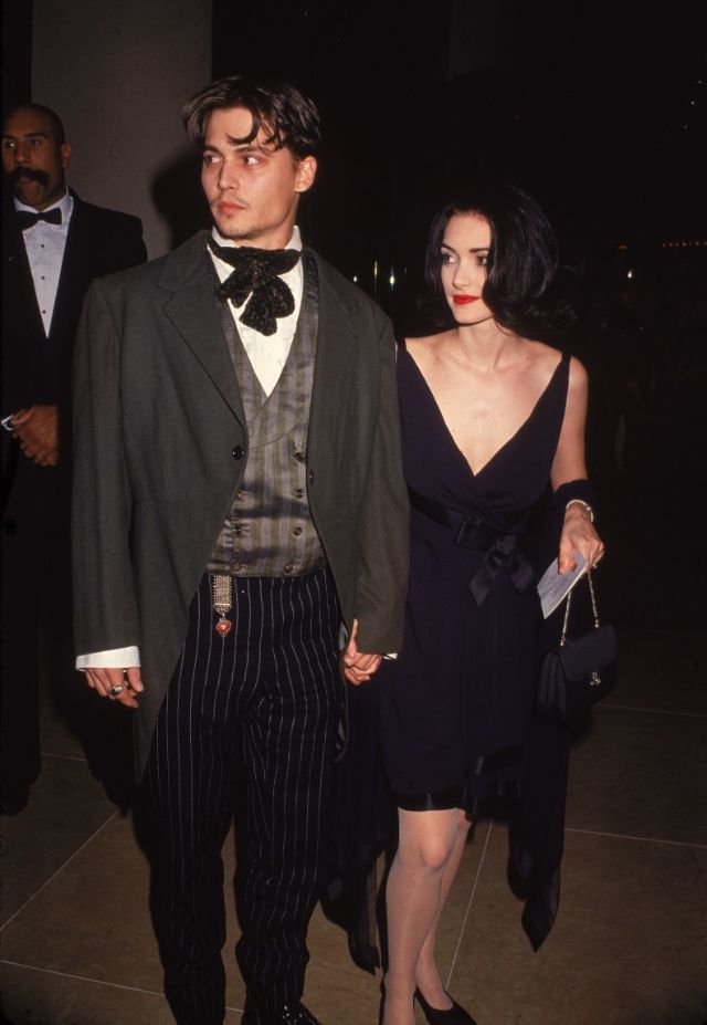 35 Beautiful Photos of Johnny Depp and Winona Ryder Together During ...