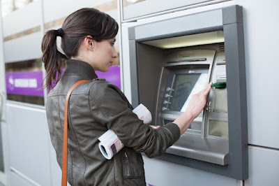ATM là gì? Các dịch vụ tại máy ATM