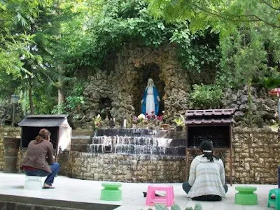 gua maria jatiningsih tempat ziarah katolik di yogyakarta/jogja