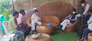 प्रभारी मंत्री से पूर्व विधायक की मुलाकात क्षेत्र के विकास कार्य हेतु चर्चा