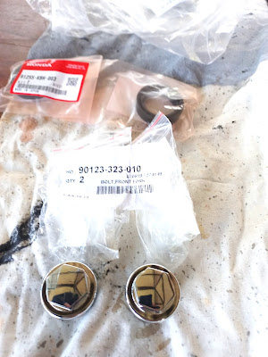 Honda CB500K1 new fork bolts