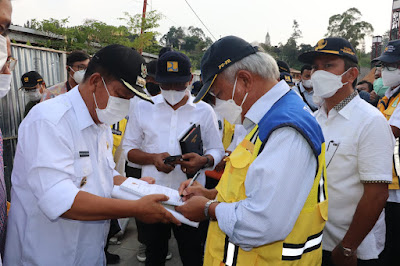 Bupati Simalungun Minta Perbaikan Jalan ke Danau Toba Kepada Menteri Basuki Hadimuljono 