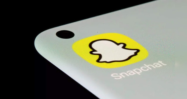 Snapchat aesthetic logo