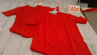 未使用品　子供服　１４０ｃｍ　Mizuno　レッド　半袖Ｔシャツ　３３０円