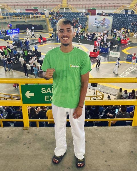 Guilherme Marcel representou Cajati no Grand Slam de Taekwondo em Fortaleza