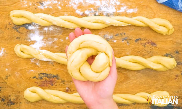 easter bread recipe formed into rolls