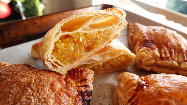 Chaussons Au Anana on a tray