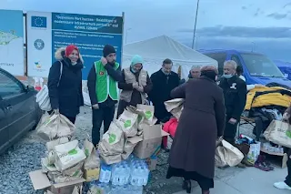 Muslim initiatives to help Ukrainian refugees  The answer was not difficult for the Mufti of Muslims in Ukraine, Saeed Ismailov, when asked what to do if the Russian forces invaded his city, he said, "I will not remain a mufti, I will go out and fight the occupiers of the free Ukrainian lands, I will die or win."  The United Nations has reported that 1.3 million refugees have already crossed from Ukraine into the European Union in eastern Poland, Slovakia, Hungary and northern Romania, since the start of Russia's war on Ukraine.  Although the warm welcome for Ukrainian refugees in Europe sparked a tinge of bitterness about the treatment of Arab and Muslim immigrants years ago, Muslims around the world recalled their memories of war and asylum, and expressed their sympathy with the Ukrainians who were forced to leave their country and coexist with their plight, and provided refugees with their food, housing and mosque, and even Threatening their lives to save those stranded in Ukrainian cities.  The Mufti of Ukraine is fighting for his country The Mufti of Muslims in Ukraine, Said Ismailov , is one of the most important Islamic figures in the country. Ismailov did not lead a quiet life as anyone in office would expect. He left his hometown in 2014, when Russian-backed separatists occupied eastern Ukraine, and they tried to capture and assassinate him after he became active against them.  Ismailov moved to Kyiv, but now - with the missiles falling around him - he fears for Ukrainians in general and Muslims in particular, because he witnessed Russia's actions in the Crimea, after it annexed the Ukrainian territory, and does not bode well for the Ukrainian Muslim community.  The answer was not difficult for Ismailov when asked what to do if Russian forces invaded his city, where the mosque where he prays and his office in the Islamic Cultural Center, he said, "I will not remain a mufti, I will go out and fight the occupiers of the free Ukrainian lands, I will die or win," and appealed through his own account On Facebook, Muslims of the world should stand by Ukraine, because - unlike Russia - a country that respects Islam.  Said Ismailov was among many Ukrainian representatives of religious and national minorities who spoke out in defense of Ukraine, after Putin declared war in the early hours of February 24 and called on Muslims in Russia not to take part in the war.  Muslims in Nottingham The Muslim community in the city of Nottingham launched an appeal to help those fleeing the Russian war on Ukraine, and the Islamic Cultural Center organized a solidarity event with Ukraine, asking the British to donate food and clothing to those who crossed the border from Ukraine to Poland.  It was Edita Glush who came up with the idea, who is Polish, grew up in a Christian family, but converted to Islam at the age of 22, after she met a Muslim man, read about Islam, and changed her view of him, and she is now married to this man, and runs a handicraft store, and they have two children She believes that she has become more religious than her husband, because her passion for Islamic knowledge has not ceased.  Edita moved to help the Ukrainians after she was affected by footage she saw of women and children suffering for food, and the British helped her collect canned food in response to her call, and the local mosque contributed to spreading the appeal, and indeed the Islamic Cultural Center collected hundreds of boxes, and shipped them to pass across the Ukrainian-Polish border, where It will be distributed to Ukrainian refugees.  The experiment succeeded in collecting enough supplies for 7 shipments for the next week, due to the propaganda taken by the mosque and the Islamic Cultural Center, but Edita is concerned that the donations will not reach the needy, after she followed up on reports of discrimination between people according to race and religion at the borders.  Mosques in Europe open their doors More than 1,000 Ukrainian refugees arrive daily in Germany via Poland, most of them women and children, after a journey of at least 90 hours. The refugees arrive without luggage, food or money, to look for a temporary hosting center, to protect their children from the bitter cold, and to sleep for a few hours to make up for the nights they did not sleep under the bombing.  Therefore, the Central Council of Muslims in Germany called on mosques and Muslim NGOs to support the Ukrainian refugees who had just arrived at the train stations. Indeed, mosques have collected donations and transformed their classrooms into shelters and bedrooms for refugees, and one mosque receives at least 50 people, who stay in it until they determine their next destination, and they receive care and financial and psychological support under the supervision of imams.  Mosque officials helped refugees find safe places, booked train trips for families planning to travel to Norway, and helped others apply for asylum. The story was repeated in Italy, after the Federation of Muslim Communities in Italy urged Muslim communities in the country and throughout Europe to open the doors of their centers so that they would be a safe haven for those fleeing the war in Ukraine, and Muslim communities throughout Italy organized local initiatives to collect food and medicine that would be Donate to Ukraine.  Islam Al-Ashery, the savior of the Arabs Russian missiles bombed roads and stations, and it is no longer possible to get out of Kiev anymore, and whoever thinks of crossing the border by taxi finds himself obliged to pay more than two thousand euros, but the situation of foreigners from Africans and Muslims in Ukraine is more difficult, because of the racist treatment they receive, and refused The Ukrainian army left the country.  Amid these adversities, social media in Egypt buzzed to celebrate the courage of the Egyptian young man, Islam Al-Ashery, who took it upon himself to save the families stuck in Ukraine, after the Egyptian Minister of Immigration Nabila Makram published a video of Al-Ashery in his car with a group of Yemeni children and their Ukrainian mother, in response to their father’s distress, which He published it from Yemen, to help his family in the most burning Ukrainian city, but Al-Ashery appeared in the video clip, trying to make them happy and reassure them with the sound of music and songs to cover up the sound of missiles along the way.  This was not the first time that Al-Asheri's courage appeared since the start of Russia's war on Ukraine. He rescued an Iraqi mother and 4 children, and before that he rescued a Saudi citizen, and pictures spread of Al-Ashery saying goodbye to his friends before his trip to save a Lebanese family.