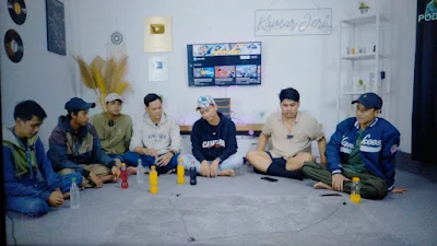 https://www.antuzia.tech/2021/11/trending-klarifikasi-jako-dan-alex.html