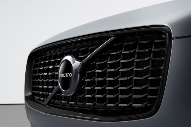 2022 Volvo XC90 Review