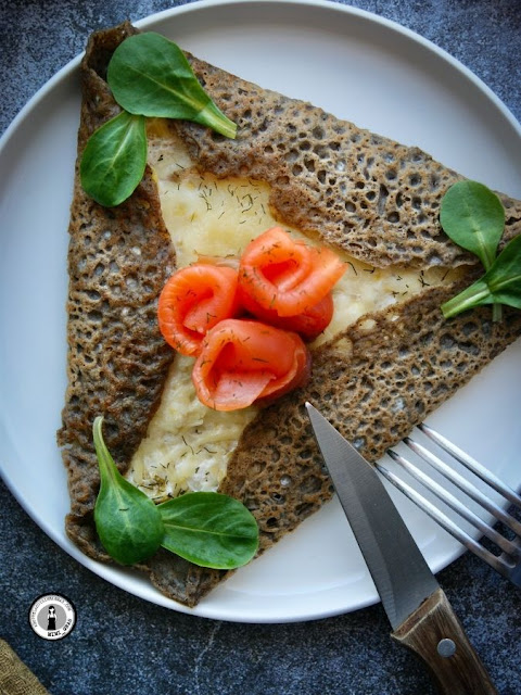 Galettes bretonnes fondue de poireaux et truite fumée IG bas