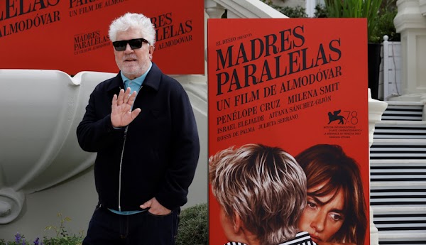 Almodóvar reivindica la memoria histórica española en Nueva York