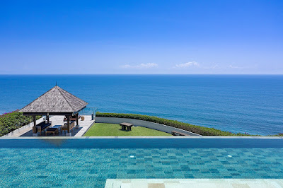 beachfront villa Bali