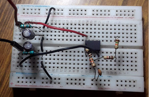 first order active low pass filter with LM358 on breadboard