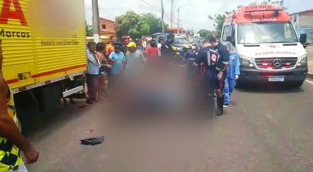 Motociclista morre ao colidir em traseira de caminhão na BR-343 em Parnaíba