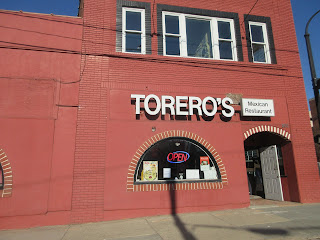 Is this the former site of the mural (further to the left)?  Torero's Mexican Restaurant (800 West Main Street, historicbrightleaf.com/dine/toreros/ ), at the northwest corner of Main and Duke streets, part of Brightleaf Square©.