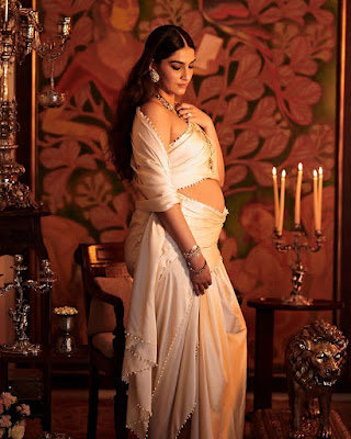 Sonam Kapoor Pregnant Photoshoot