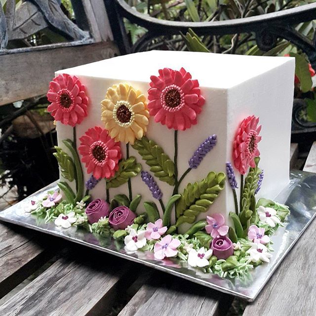 garden theme cake