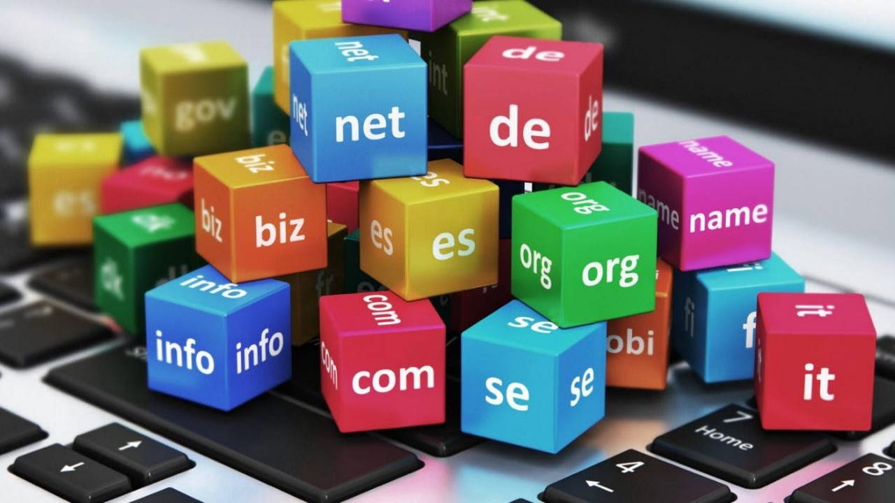 Tutorial Memilih Nama Domain yang Tepat untuk Website Anda