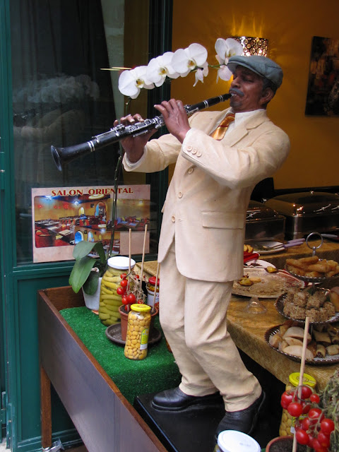 Restaurant L'Arganier, rue Sainte-Croix-de-la-Bretonnerie, Le Marais, Paris