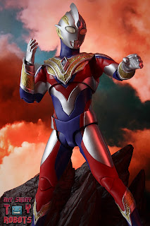 S.H. Figuarts Ultraman Trigger Multi Type 02